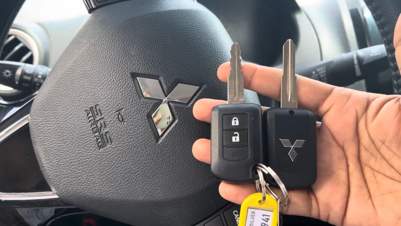 Add 2023 Mitsubishi Attrage Blade Key